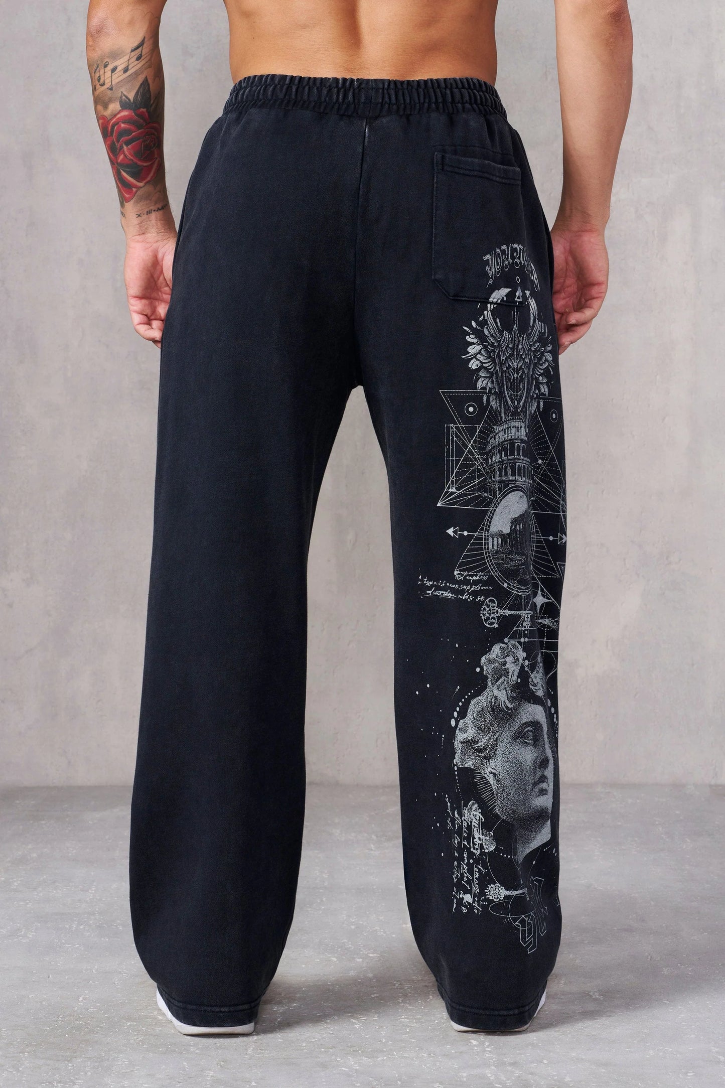 RENAISSANCE SWEATS #2139