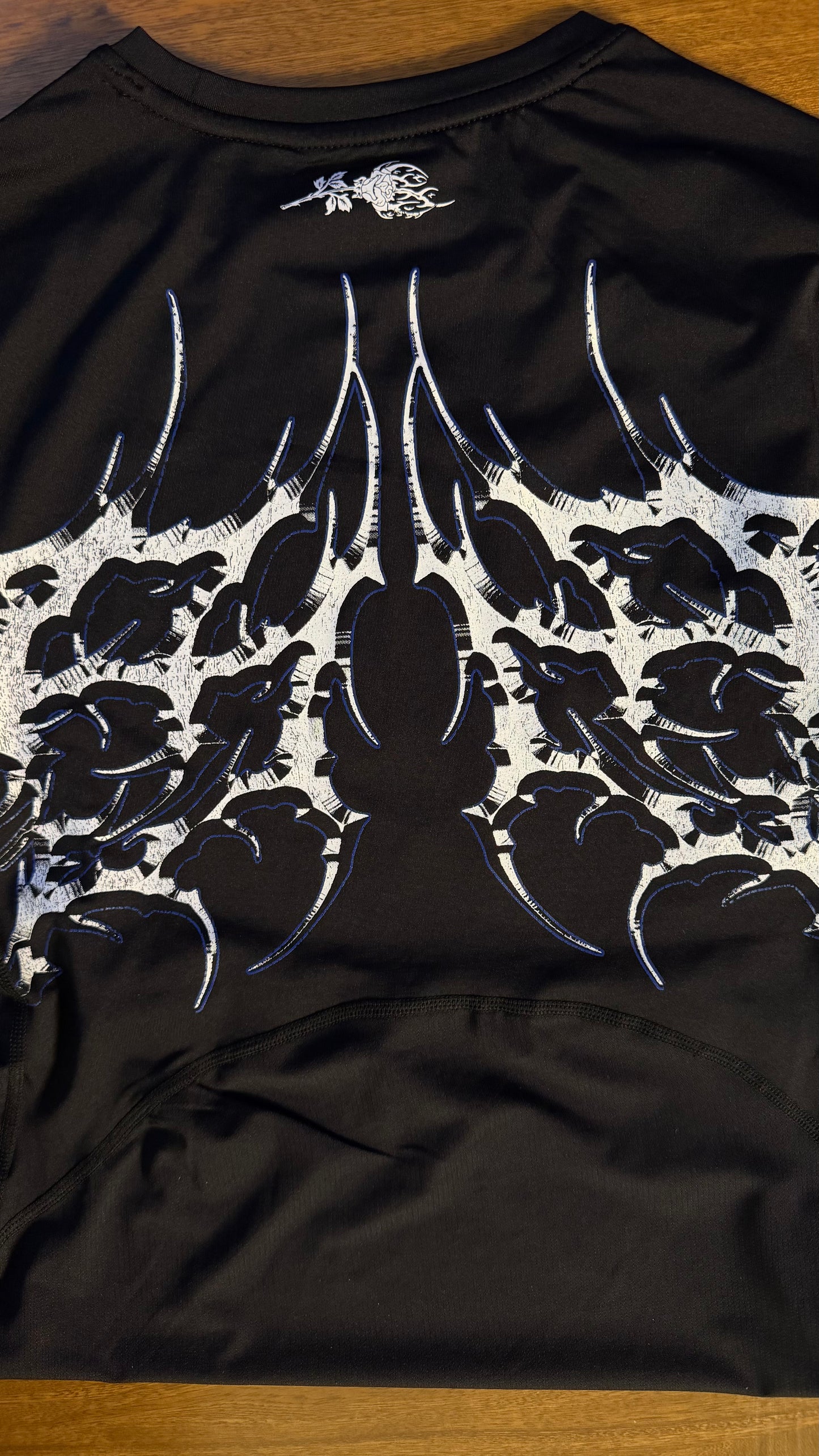DARK MODE FLEX SCOOP BATMAN COMPRESSION LONGSLEEVE