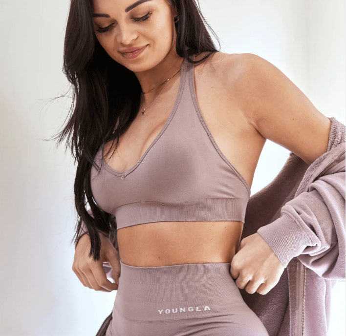 CORE SEAMLESS HALTER SPORTS BRA #W328