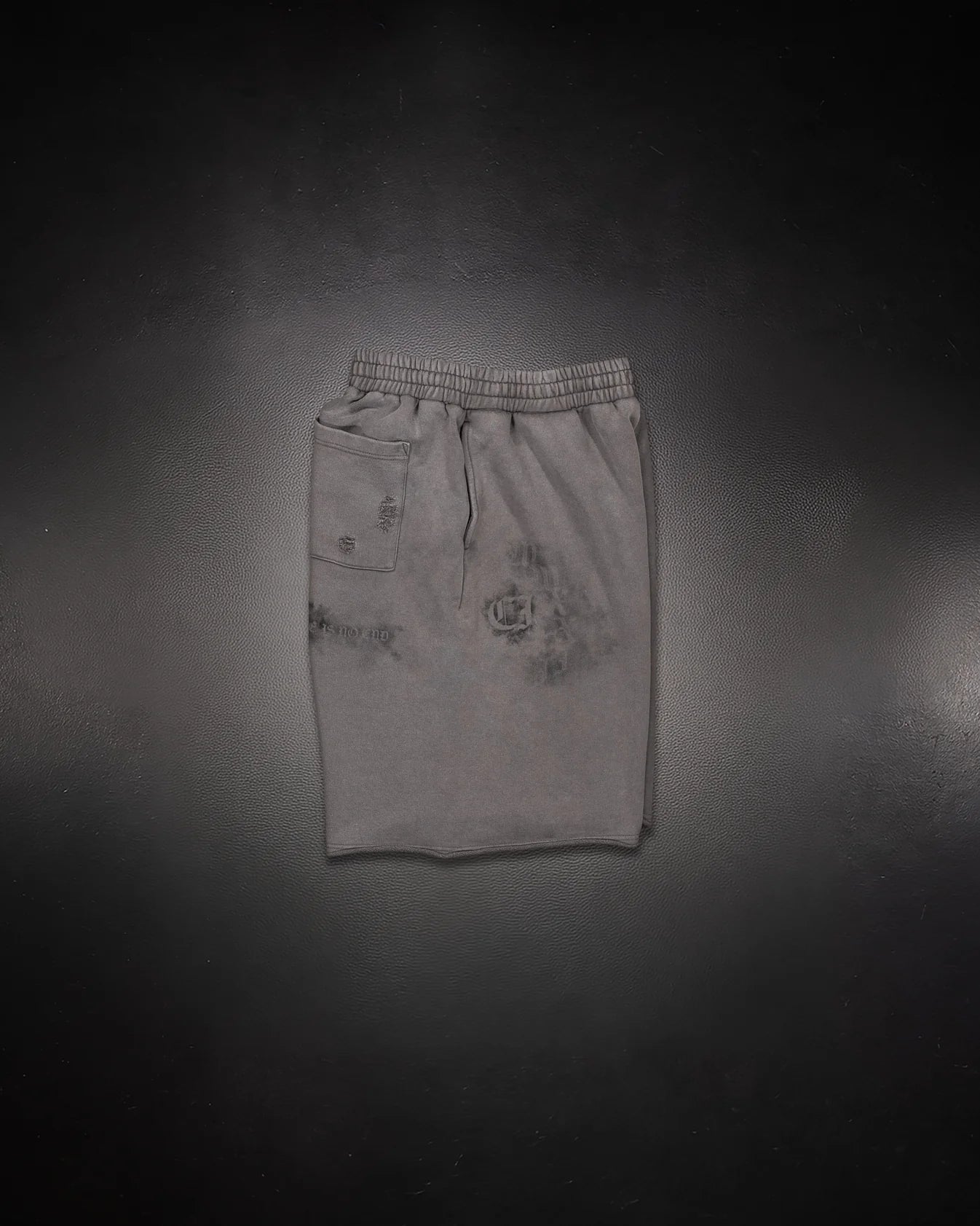 SMOKE SWEATSHORTS