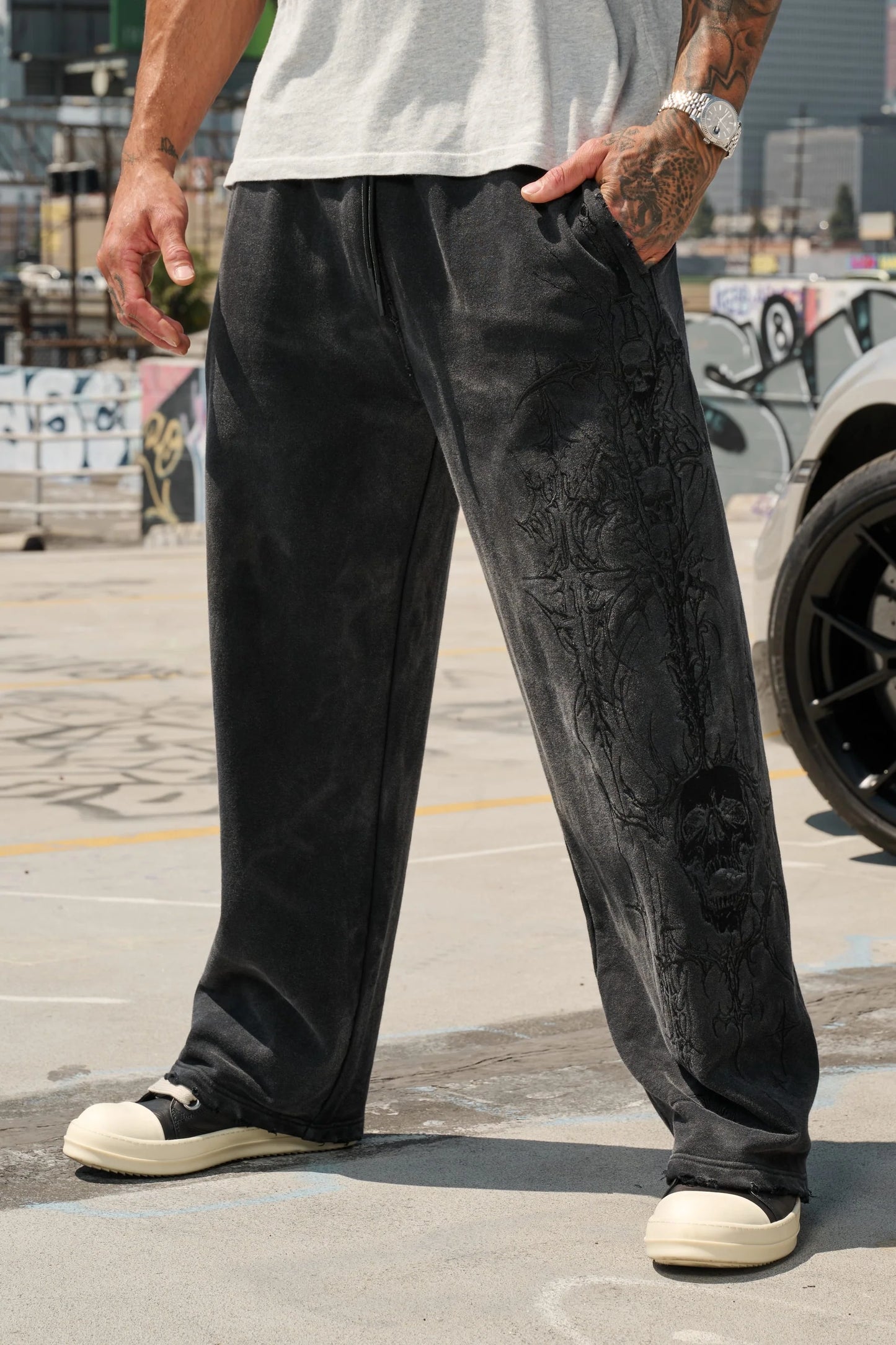 ETERNAL EMBROIDERED SWEATS #2122