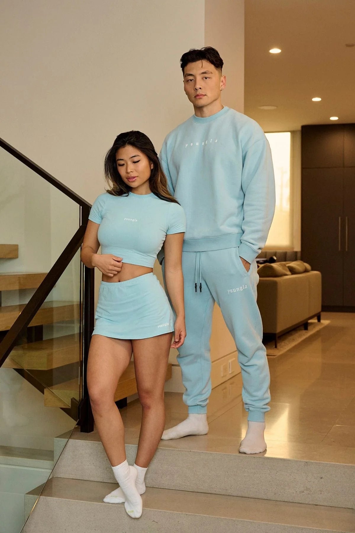LOVE SETS JOGGERS #2022