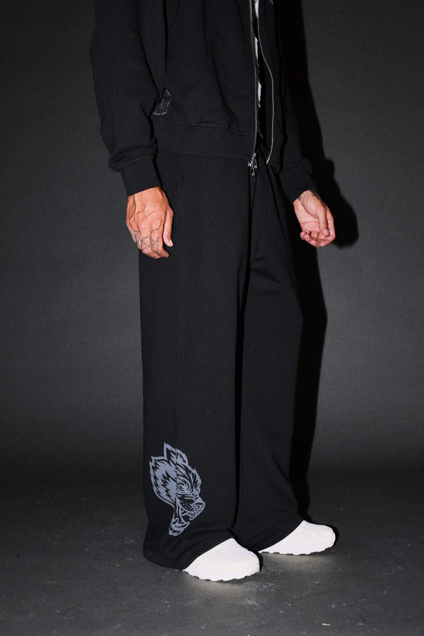 LOYALTY FRVR LENNOX SWEAT PANTS