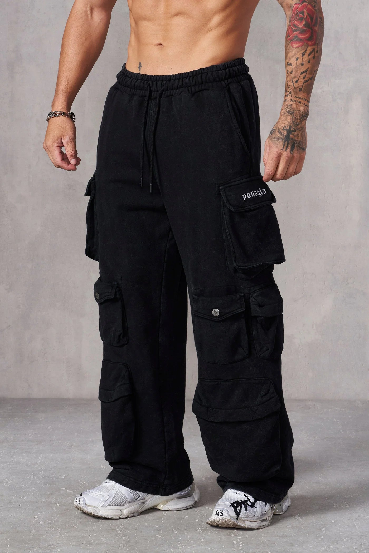 HELLA POCKETS SWEATS #2005
