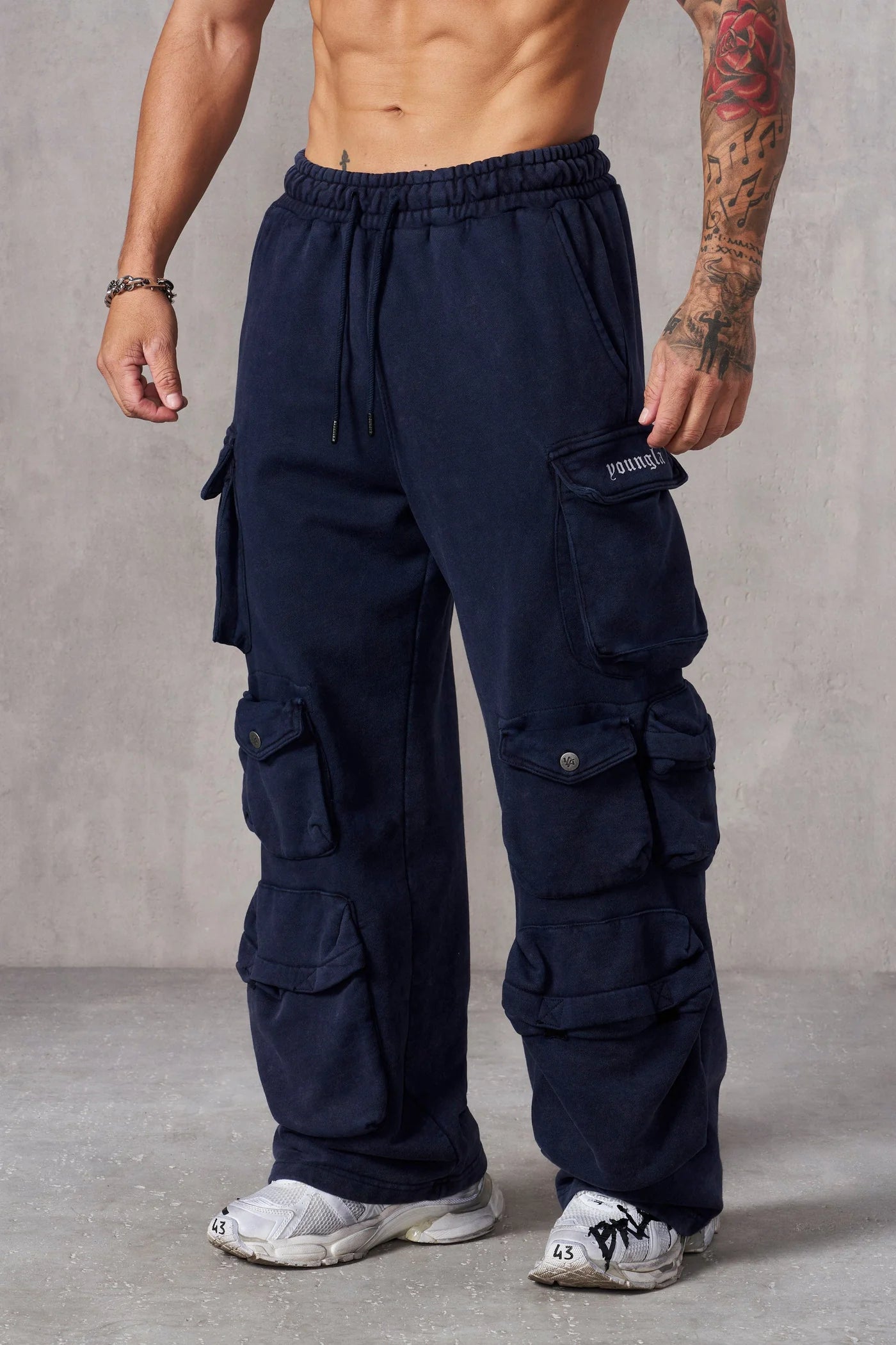 HELLA POCKETS SWEATS #2005