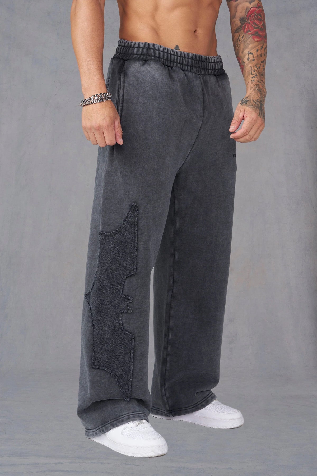 BATMAN STEALTH SWEATS #2099