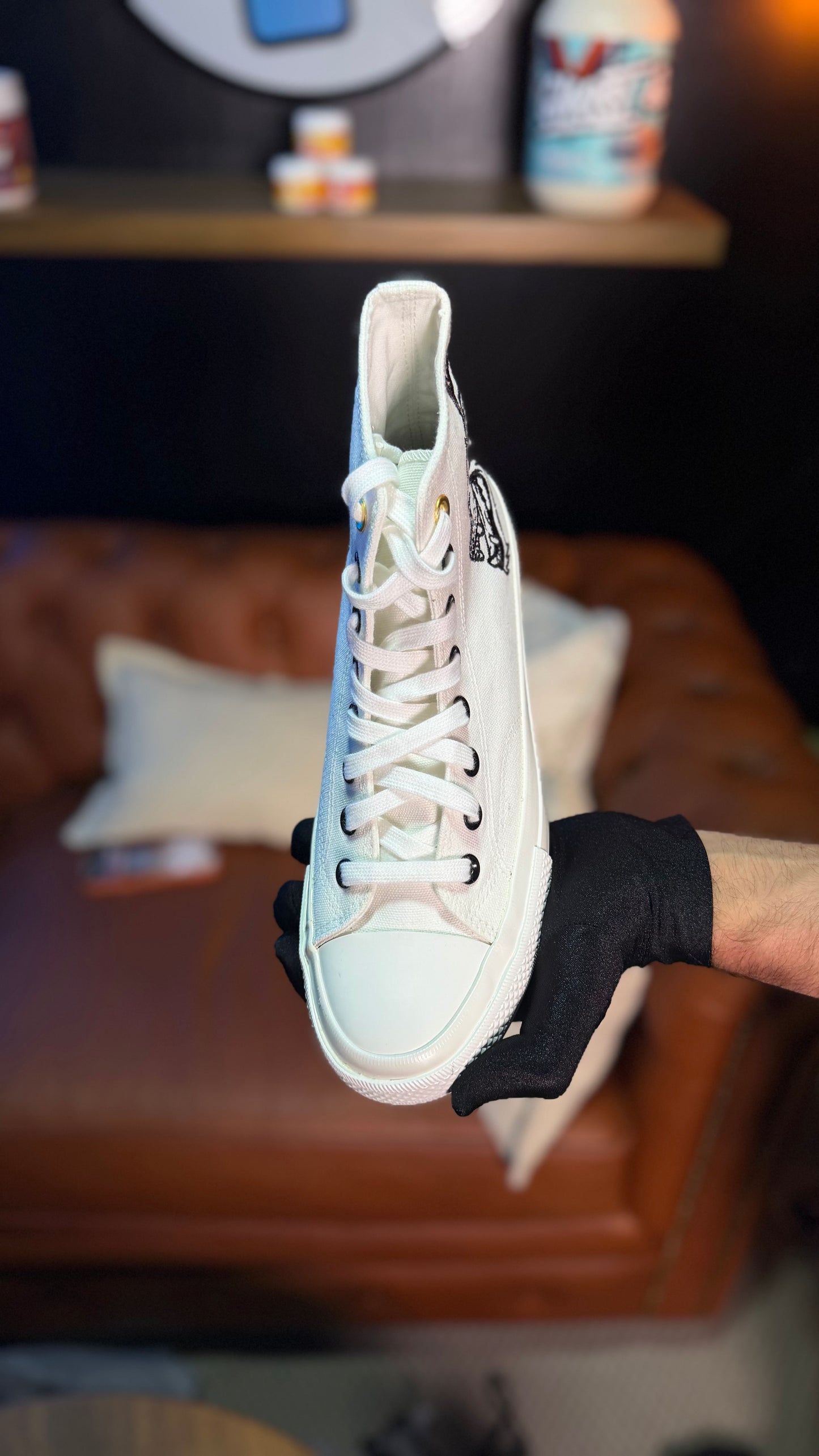 EMBROIDERED W1 DIOS HIGH TOP SHOES