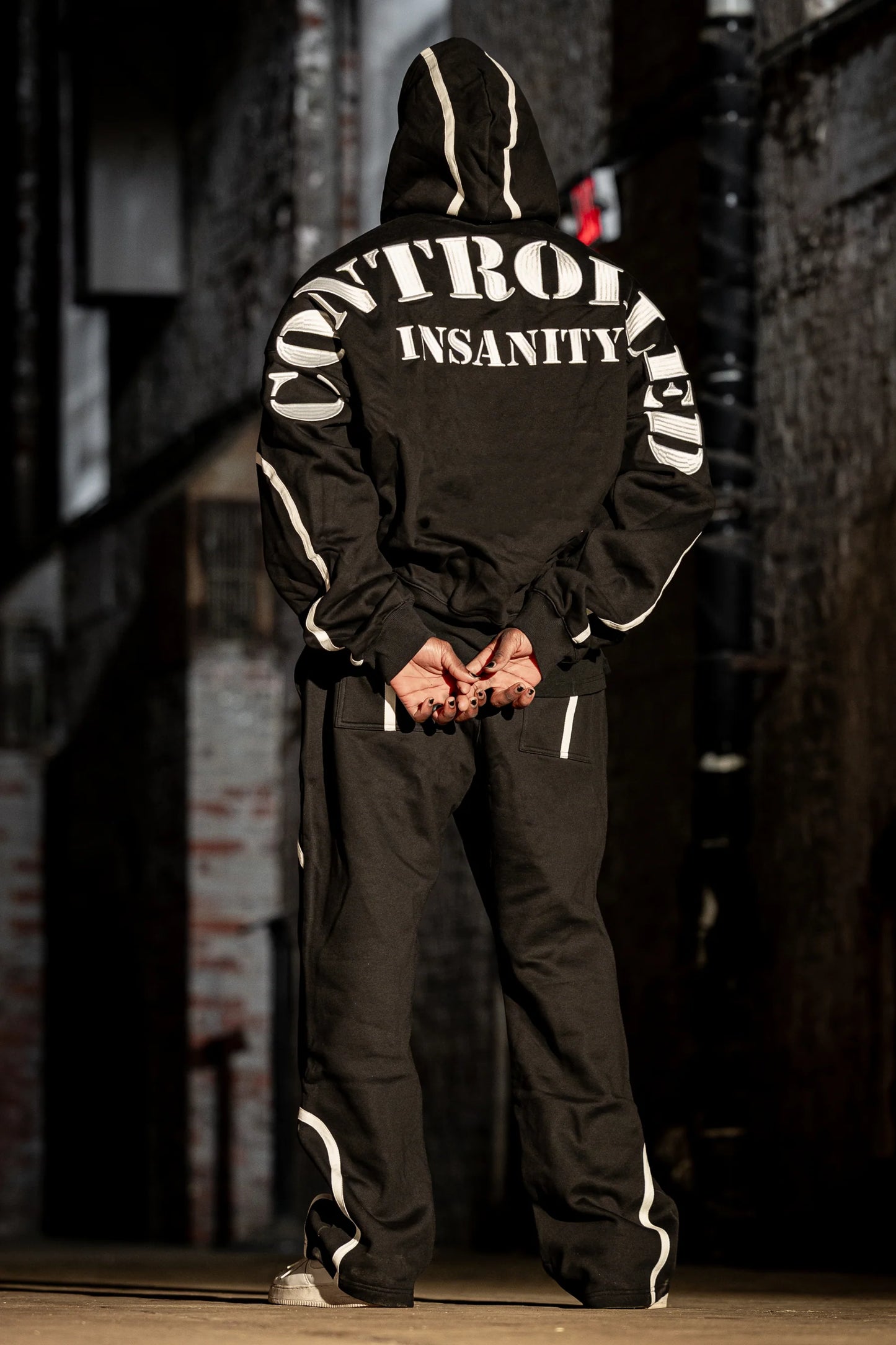 BLACK TECH HOODIE