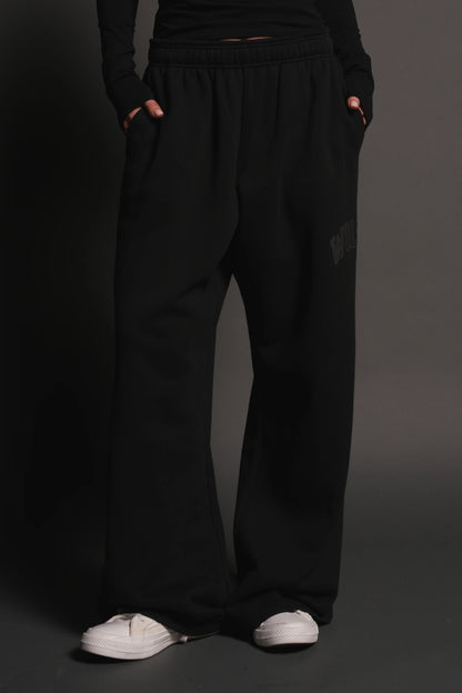 LOYALTY FRVR LENNOX SWEAT PANTS