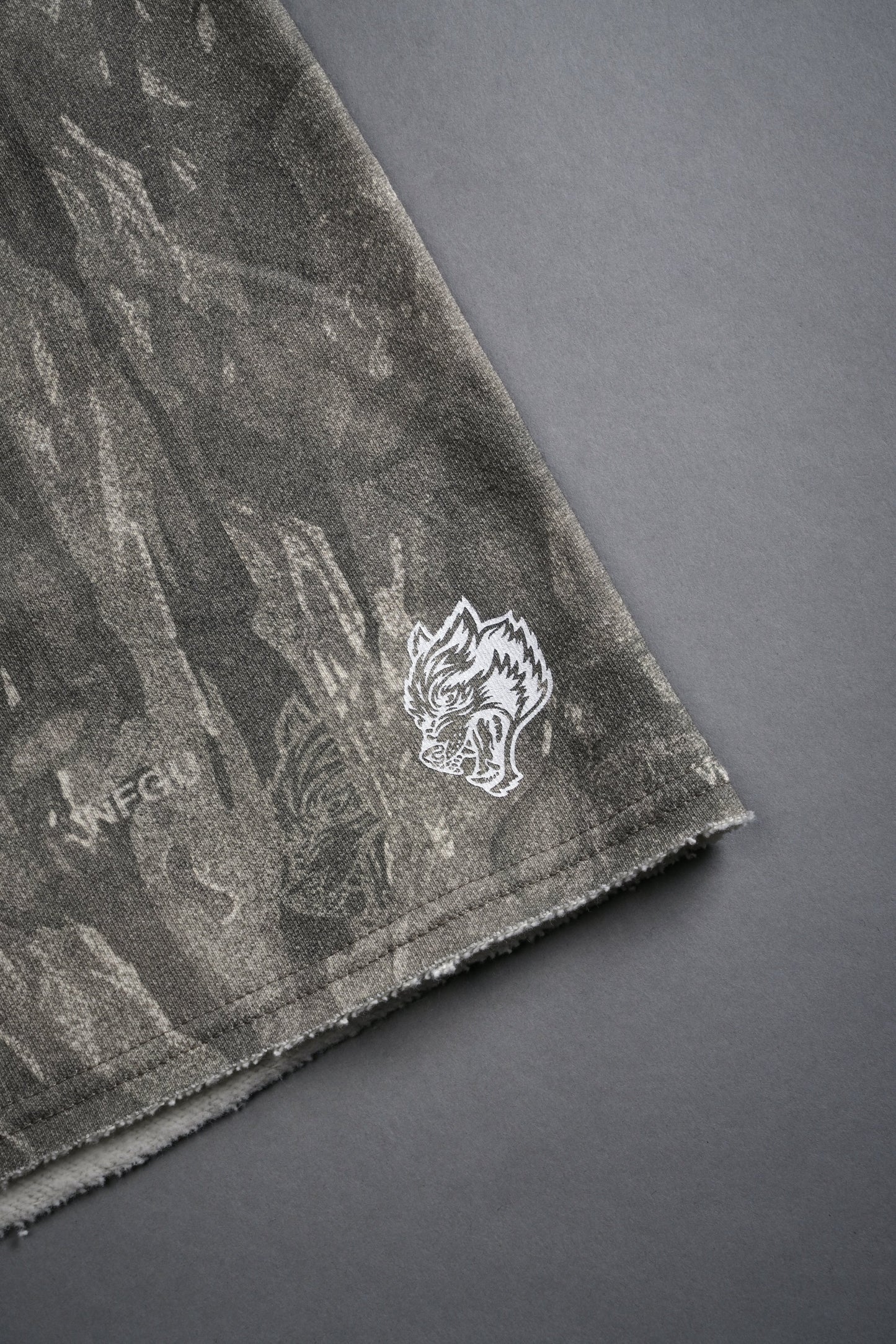 DUAL CORE RAW HEM OVERSIZED POST LOUNGE SWEAT SHORTS