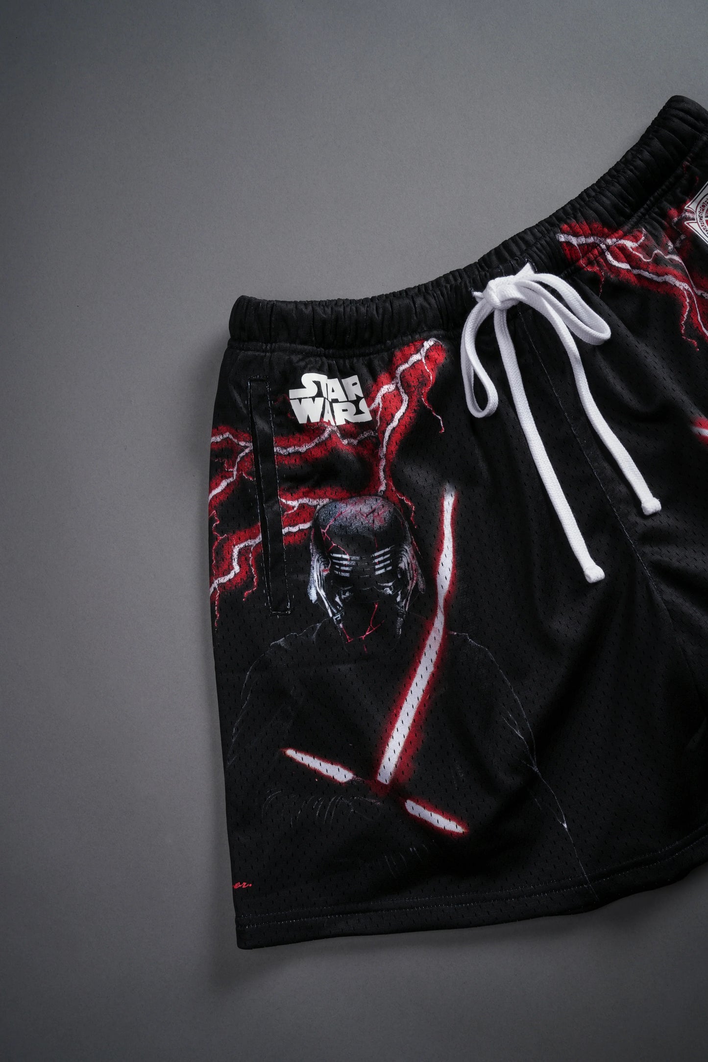 KYLO & VADER MESH SHORTS STAR WARS