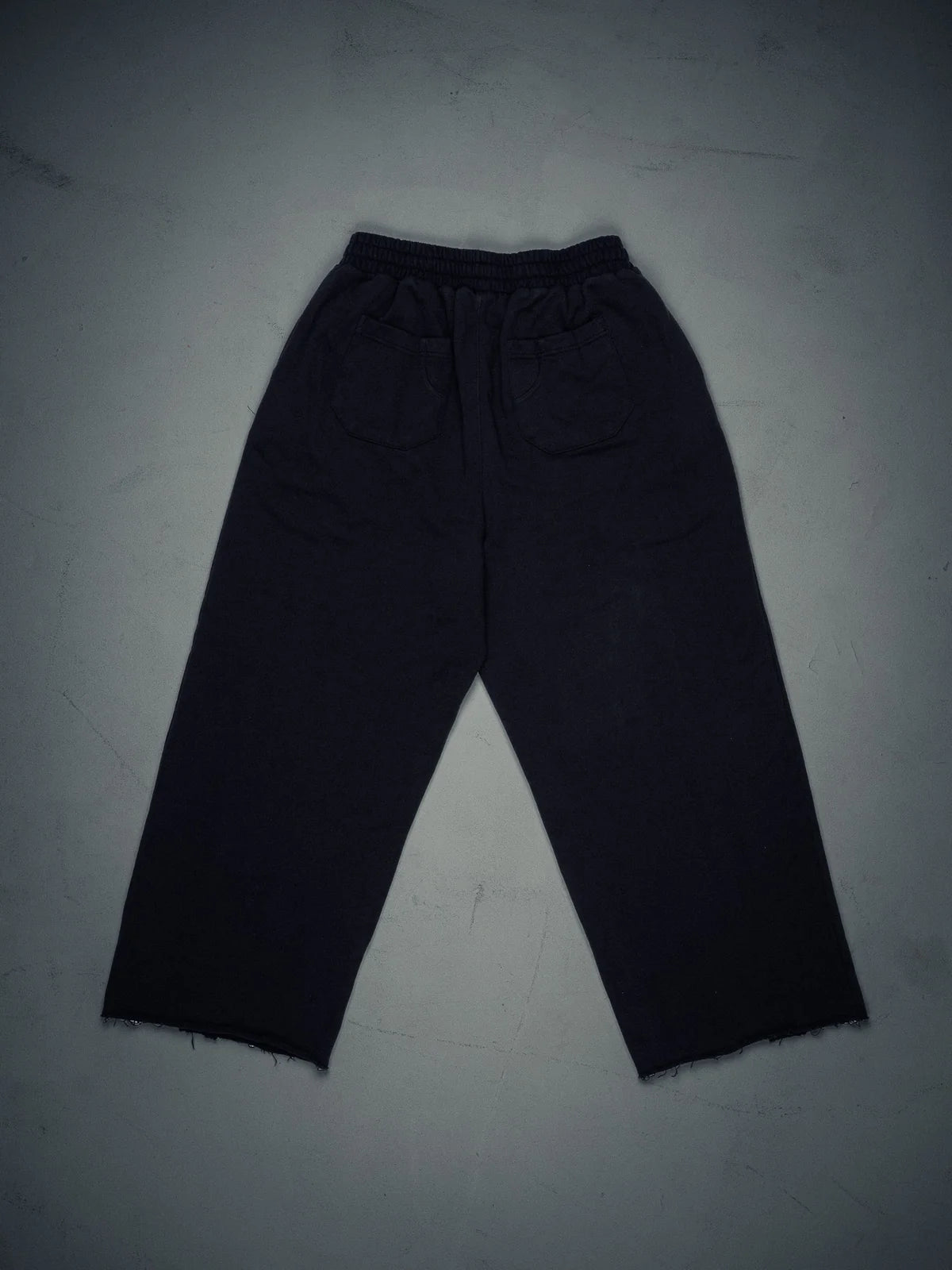 SIGNATURE WIDELEG SWEATS