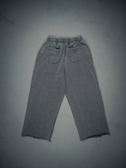 SIGNATURE WIDELEG SWEATS