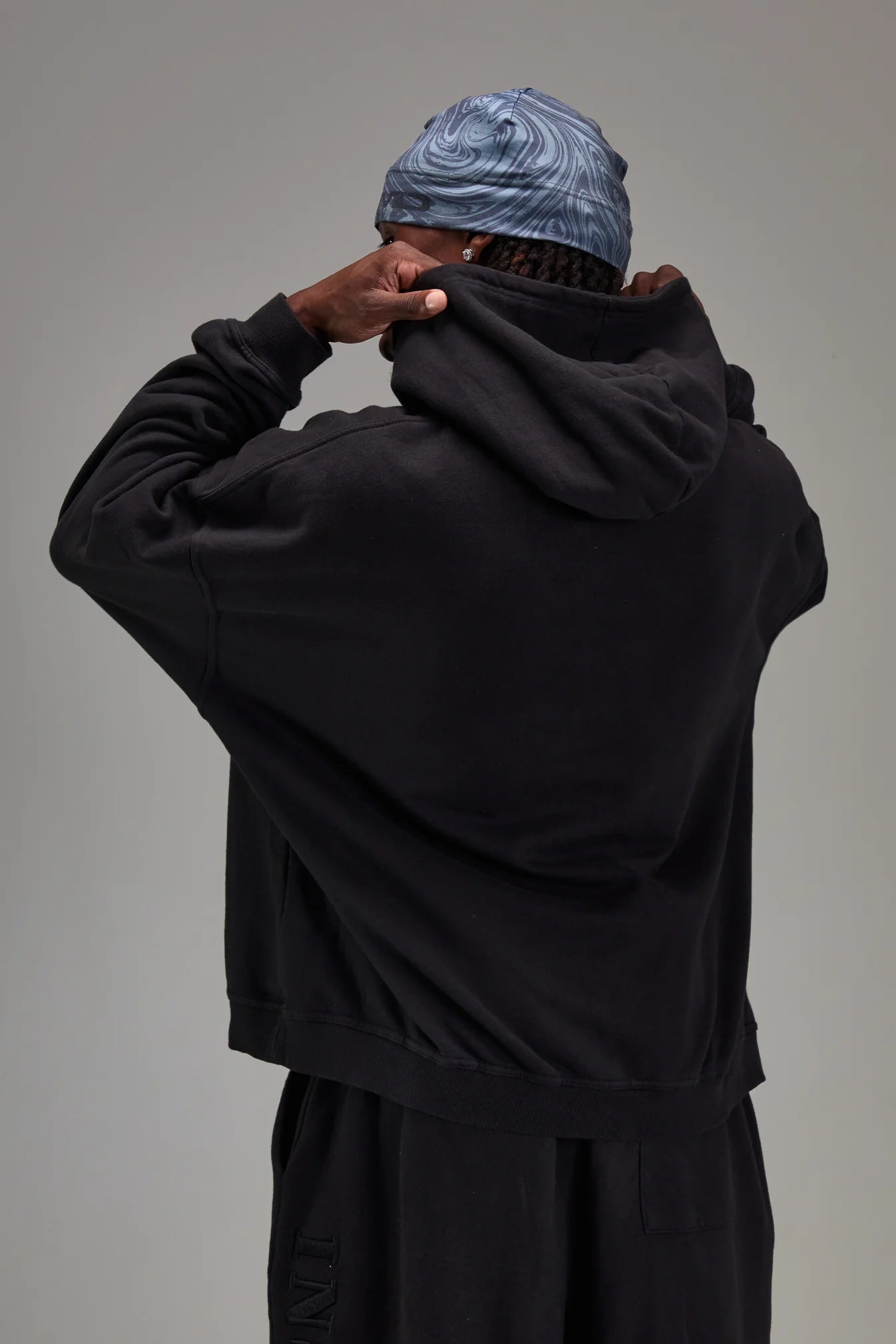 HEAVYWEIGHT PULLOVER
