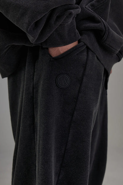 HEAVYWEIGHT SWEATPANTS
