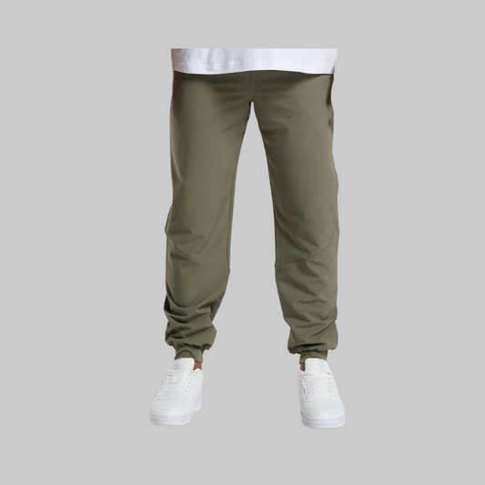 EASE WOVEN JOGGERS