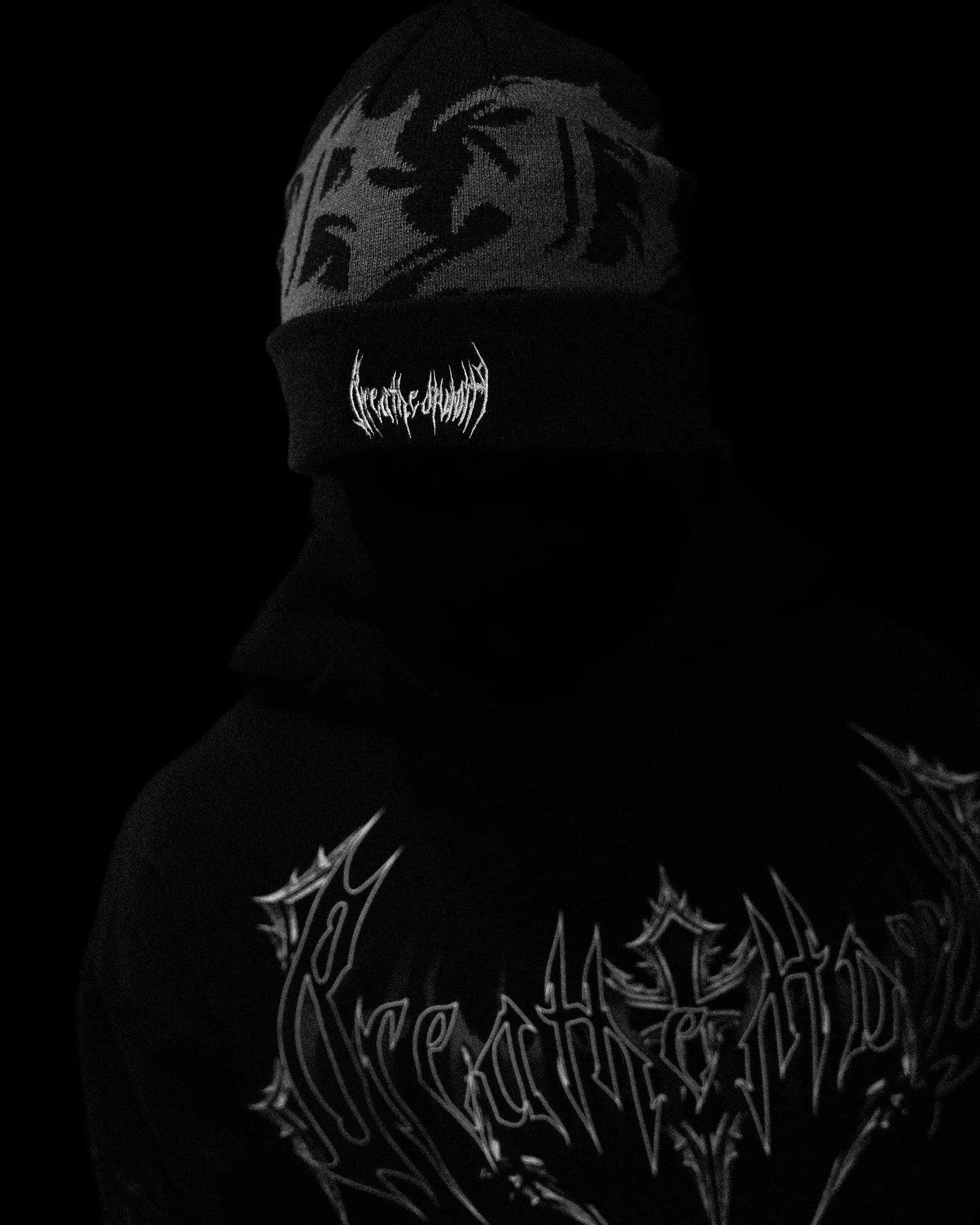 ESSENTIAL EMBROIDERY CUFF BEANIE