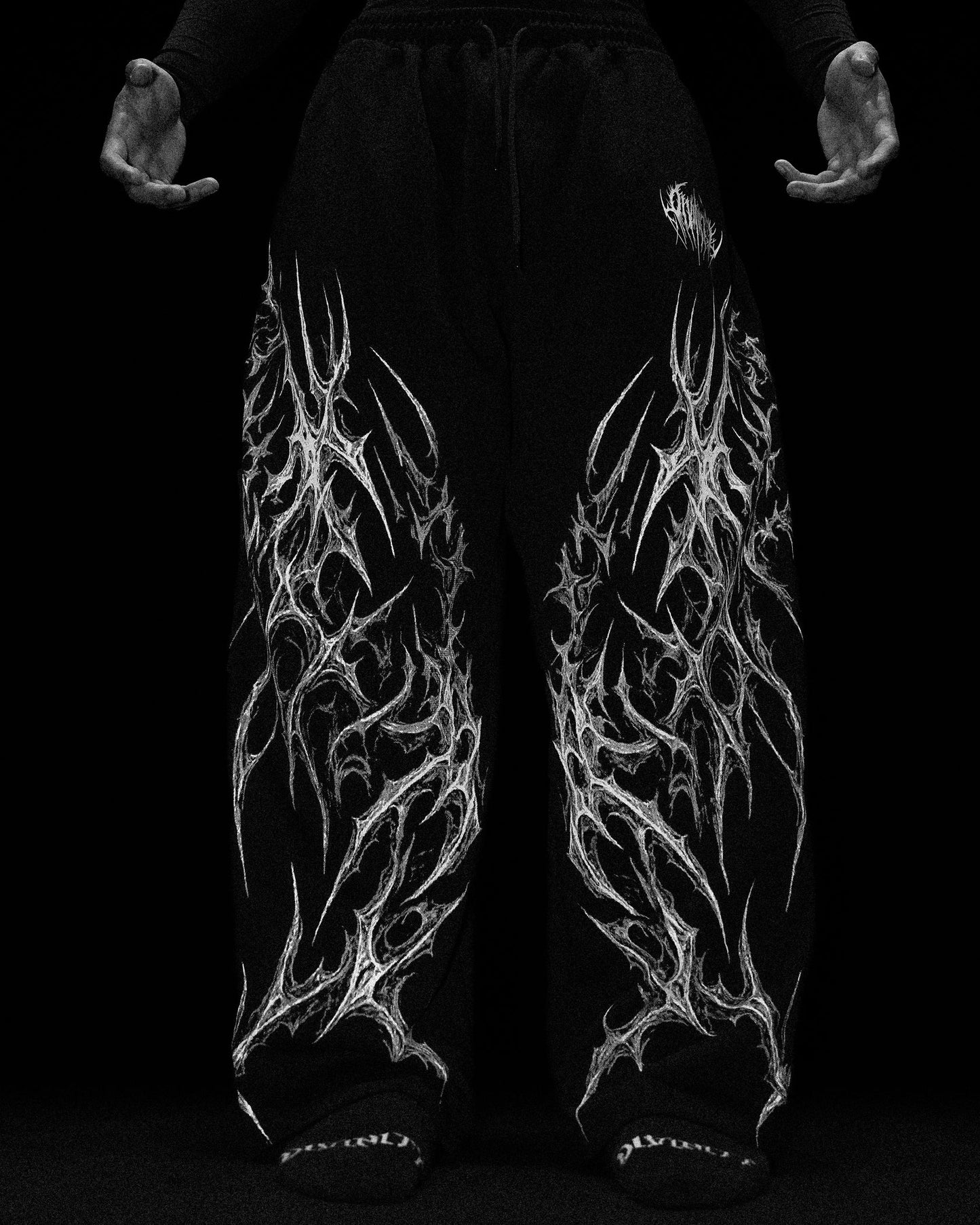 BLOOD OMEN BANANA SHAPE UNCUFFED LUXURY SWEATPANTS