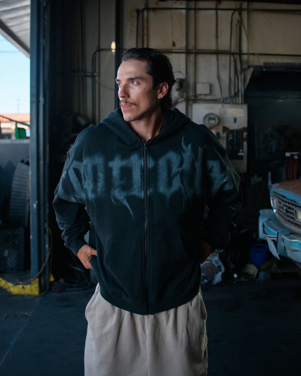 GHOST ZIP-UP HOODIE