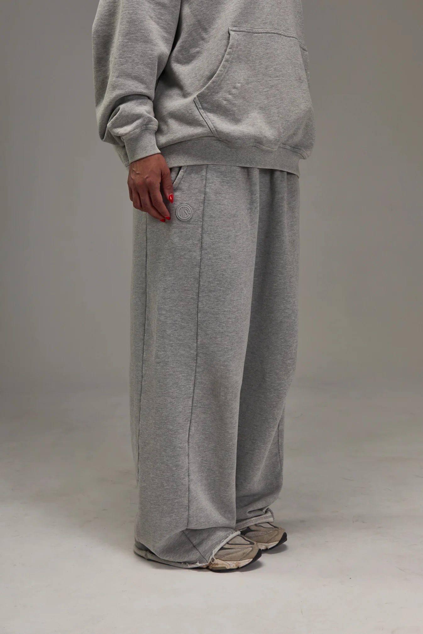 HEAVYWEIGHT SWEATPANTS
