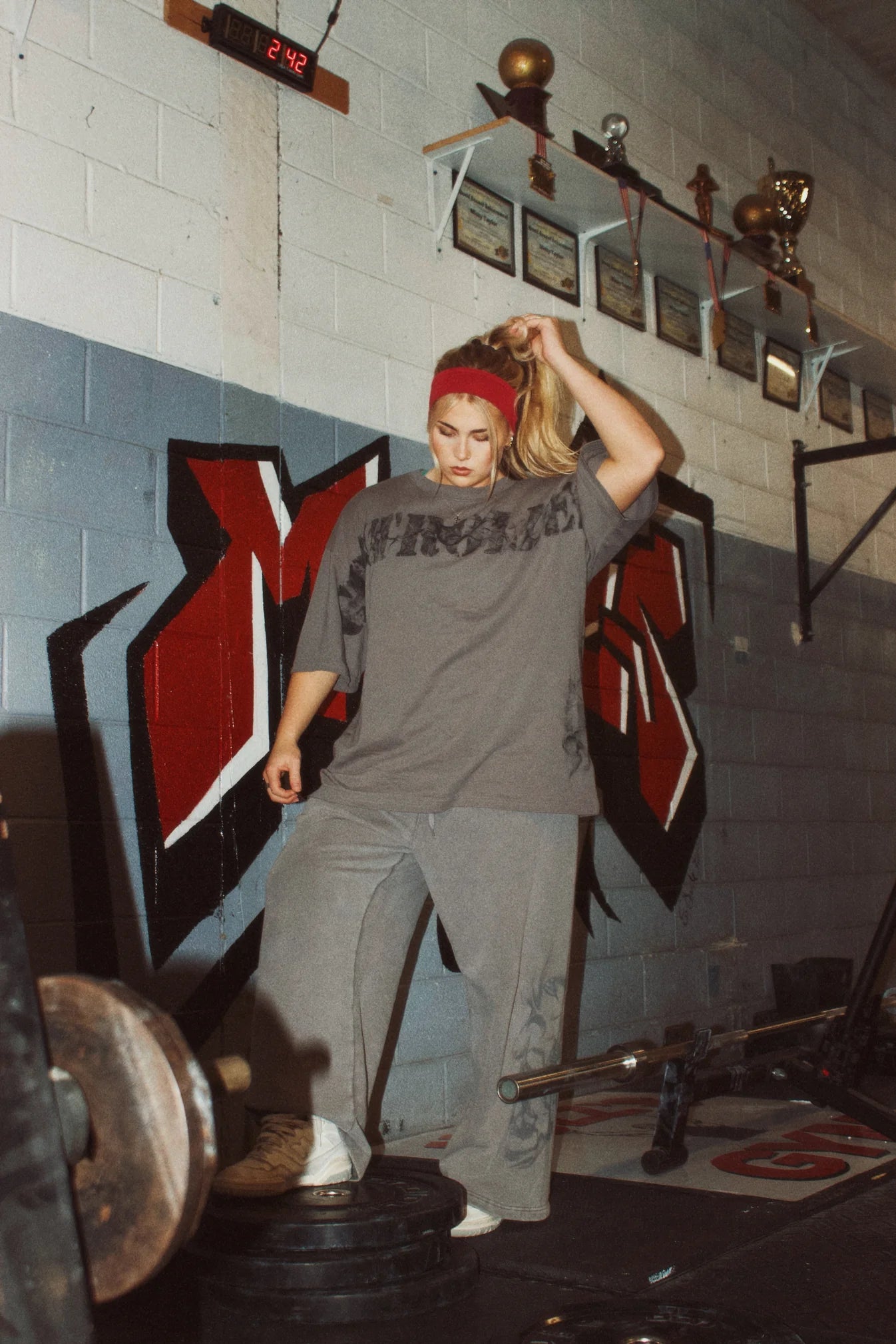 WIDE LEG SMOKE SWEATS