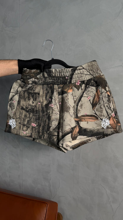 CHOPPER APPLIQUÉ EVERSON SWEAT SHORTS