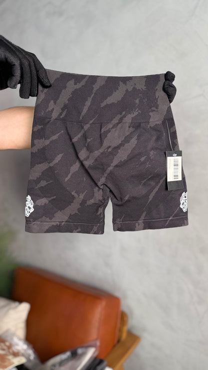 WOLVES FOREVER SEAMLESS EVERSON TRAINING SHORTS