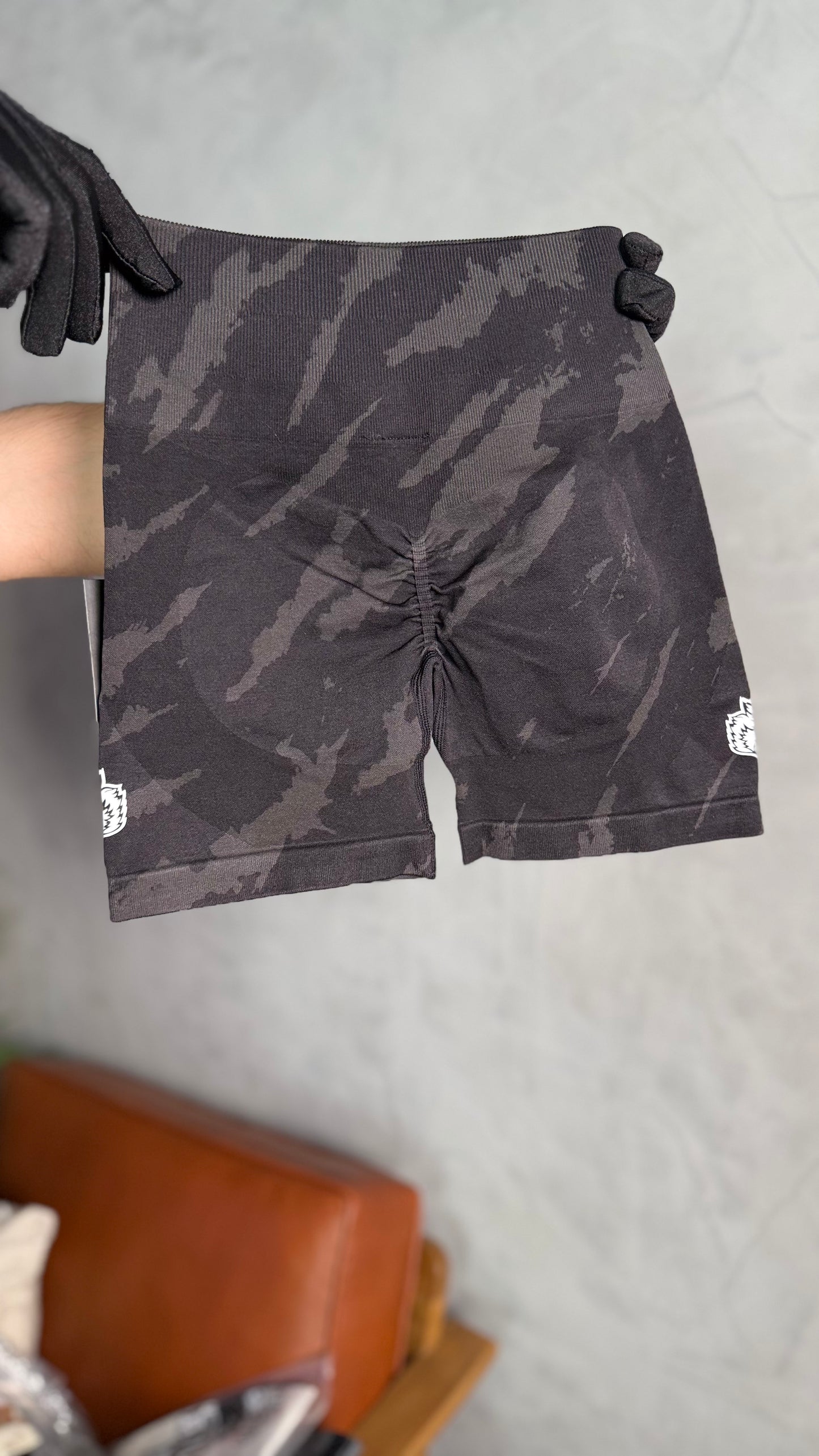 WOLVES FOREVER SEAMLESS EVERSON TRAINING SHORTS
