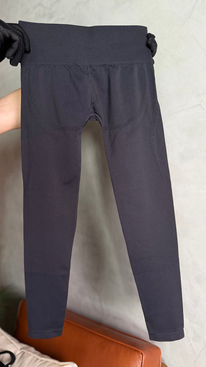 EVERYDAY SEAMLESS LEGGINGS
