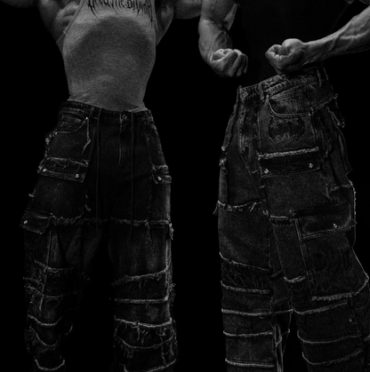 OVERSIZED DISTRESSED DENIM CARGO JEANS