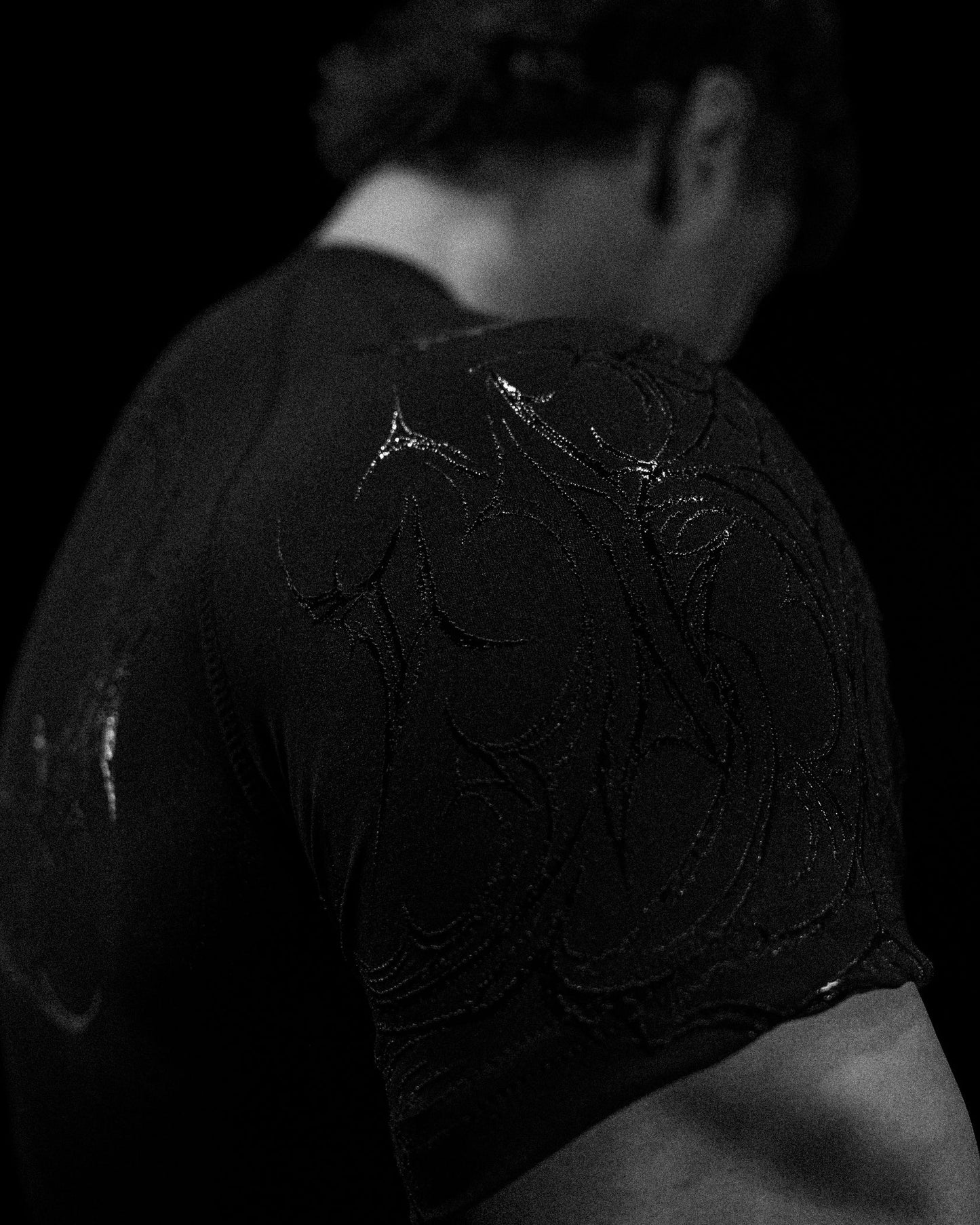 VOID TECH™ VENOM TEXTURE SHORTSLEEVE COMPRESSION (JULY)