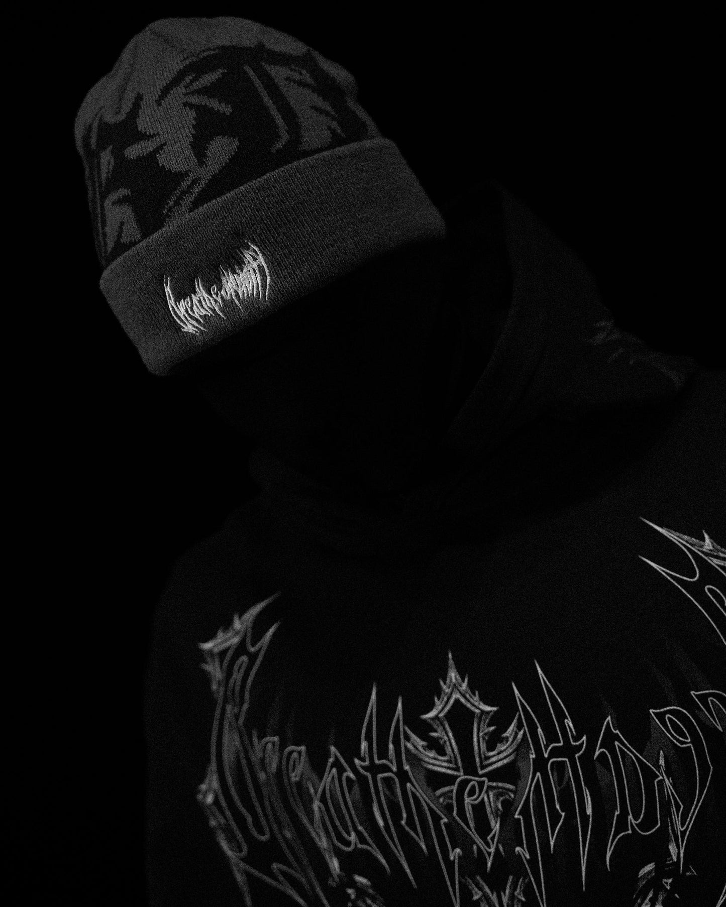 ESSENTIAL EMBROIDERY CUFF BEANIE