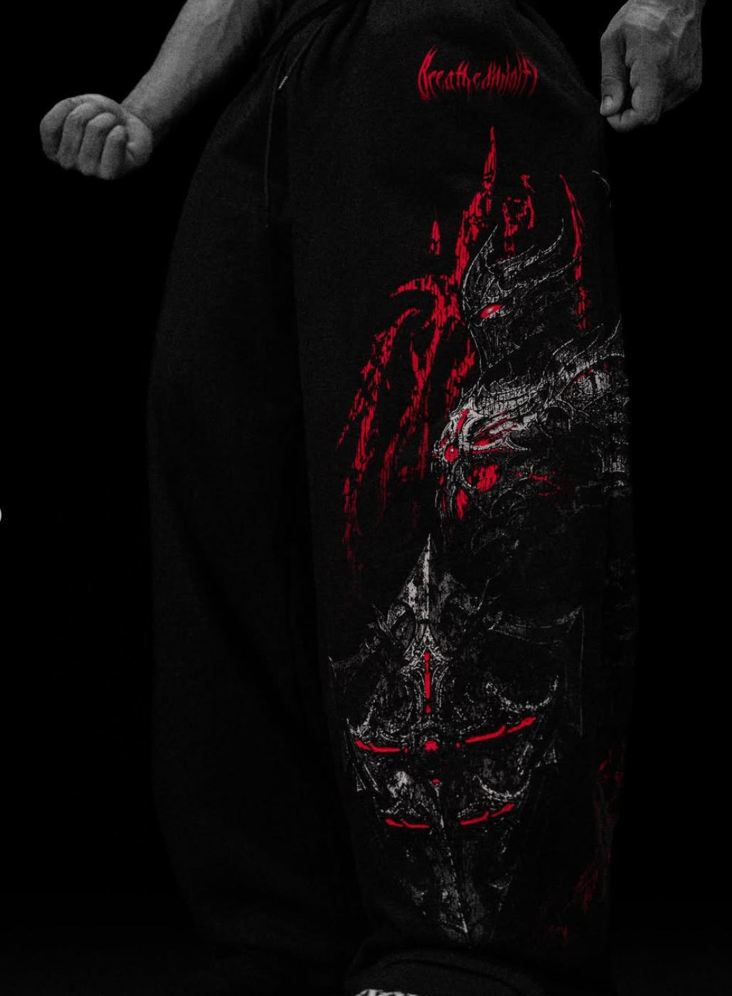 FALLEN KNIGHT UNCUFFED BANANA SHAPE SWEATPANTS