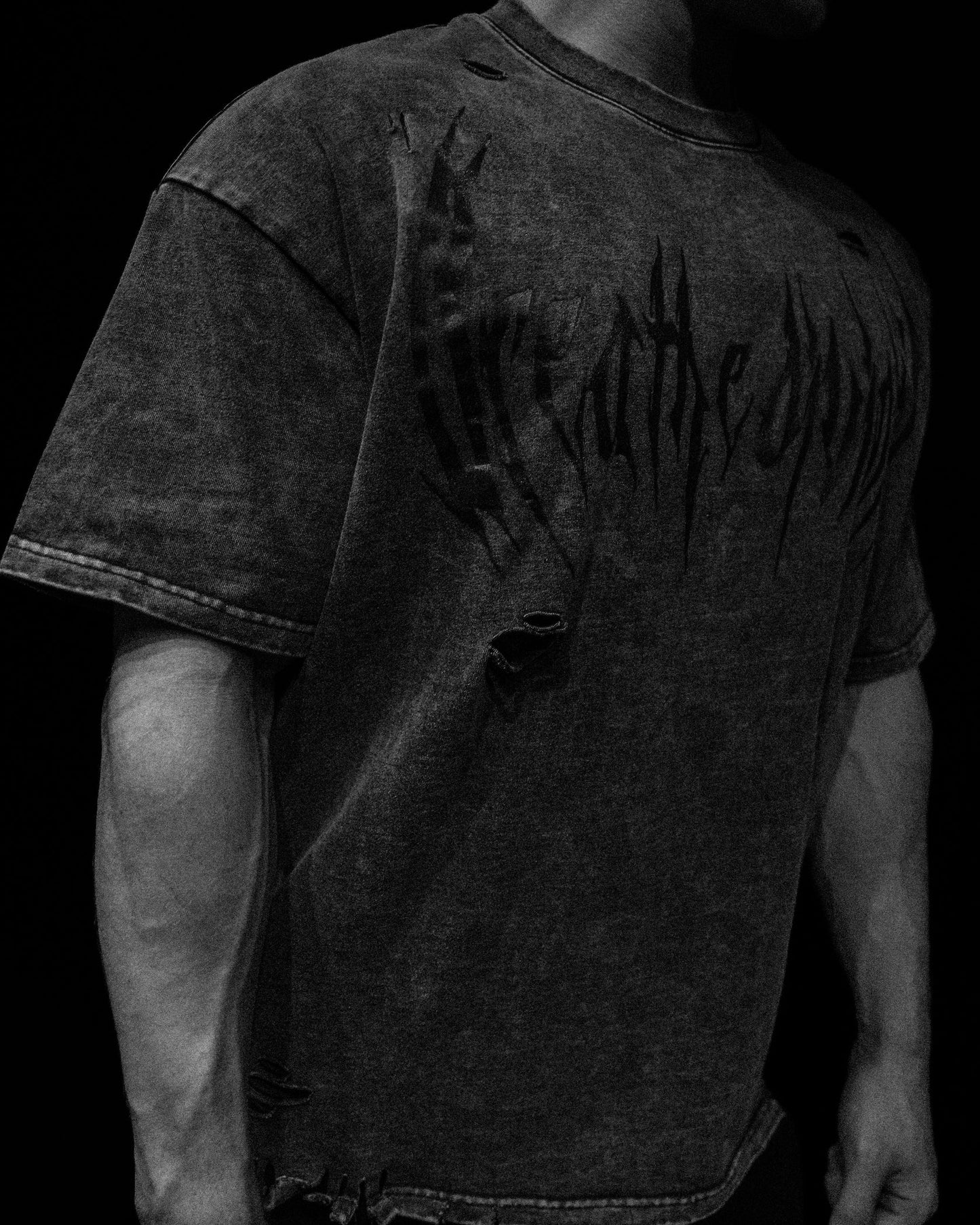DESTROYED OVERSIZED T-SHIRT