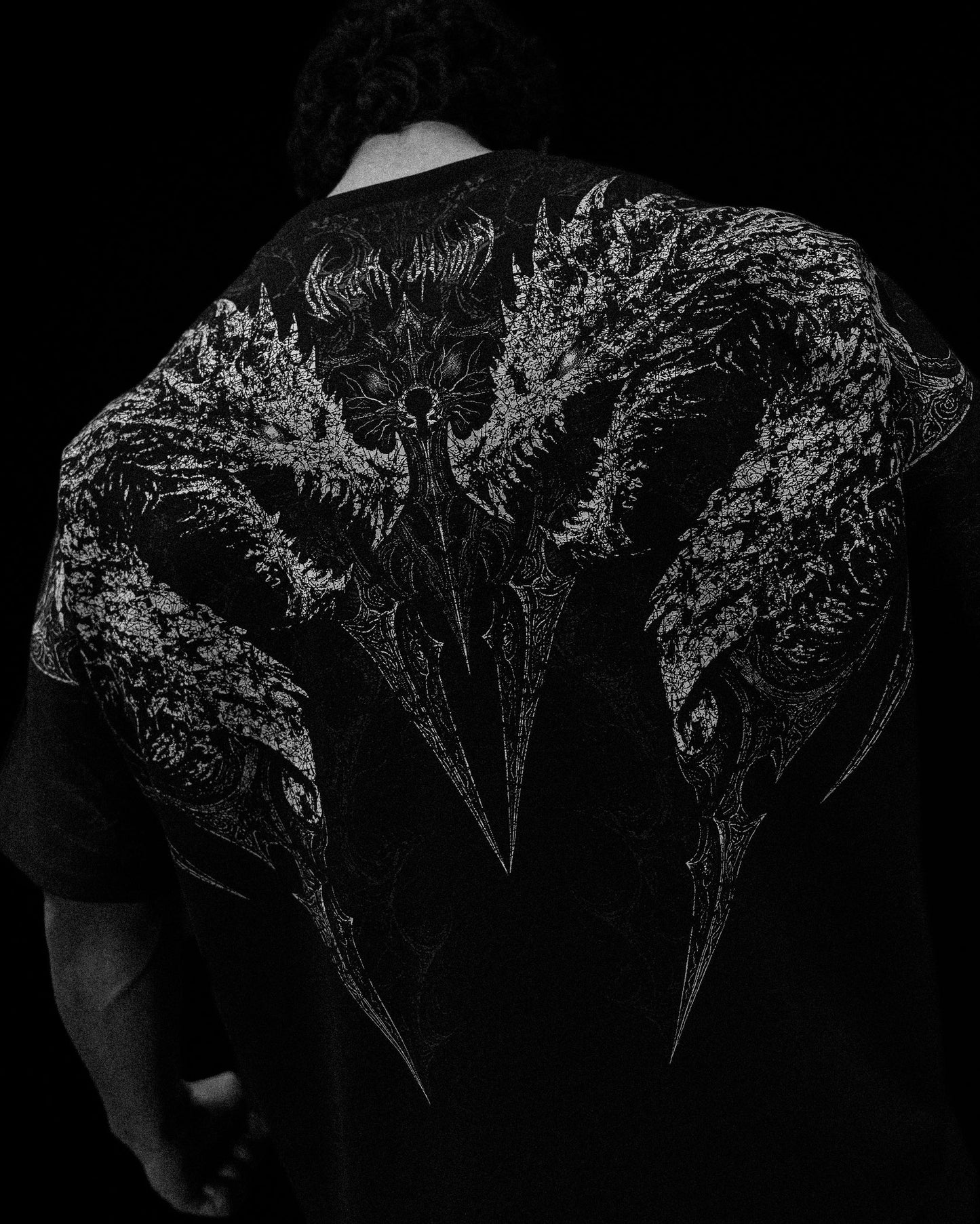 BLOOD WYVERN OVERSIZED T-SHIRT